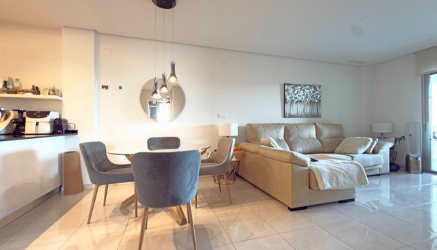 Resale - Apartment - Orihuela Costa - Los Dolses