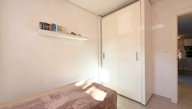 Resale - Apartment - Orihuela Costa - Los Dolses