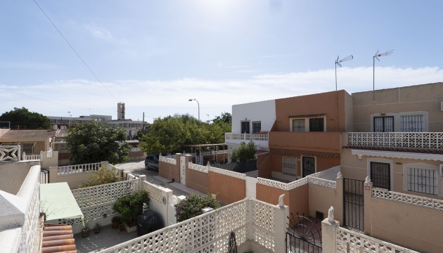 Herverkoop - Herenhuis - Torrevieja