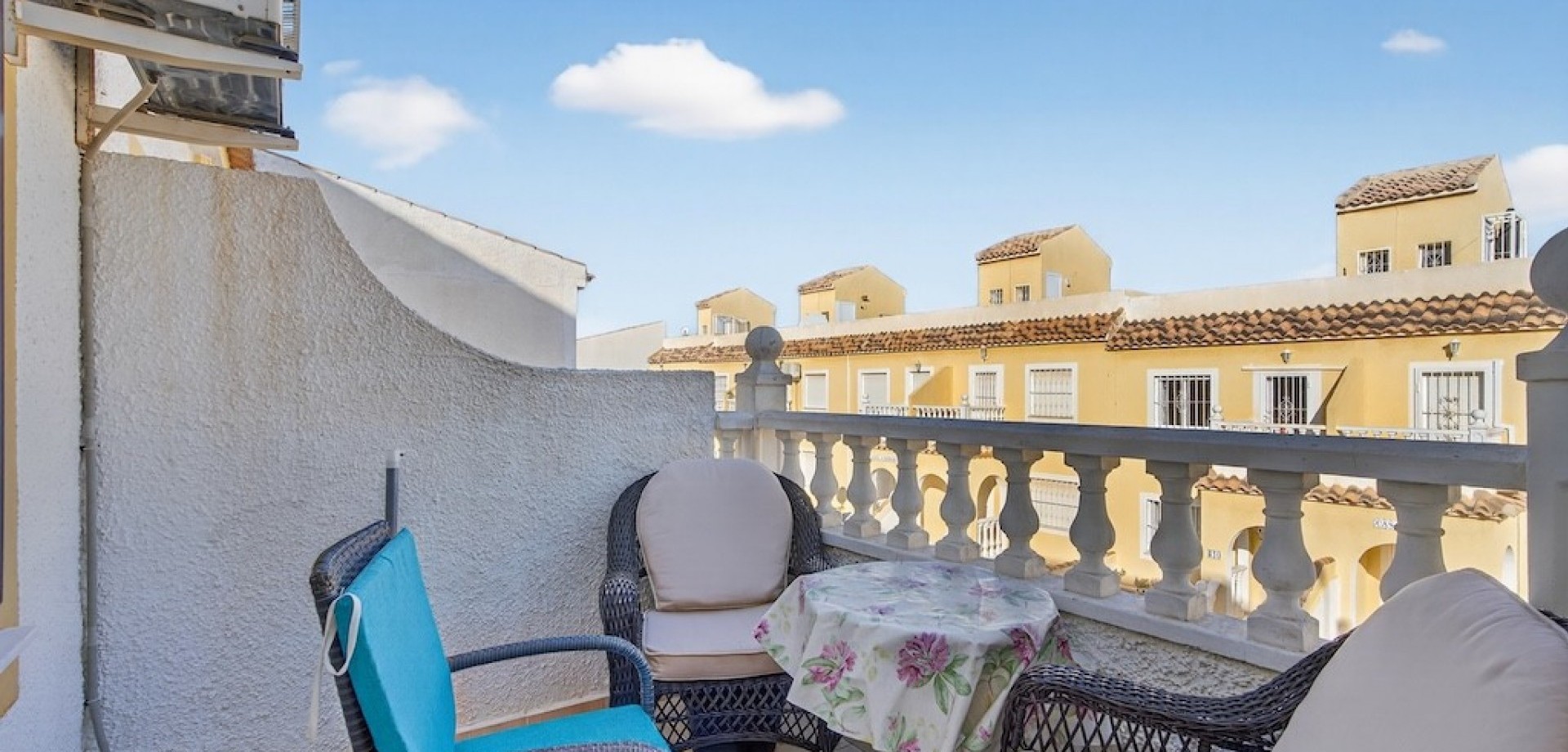 Apartment in El Altet - Image 5