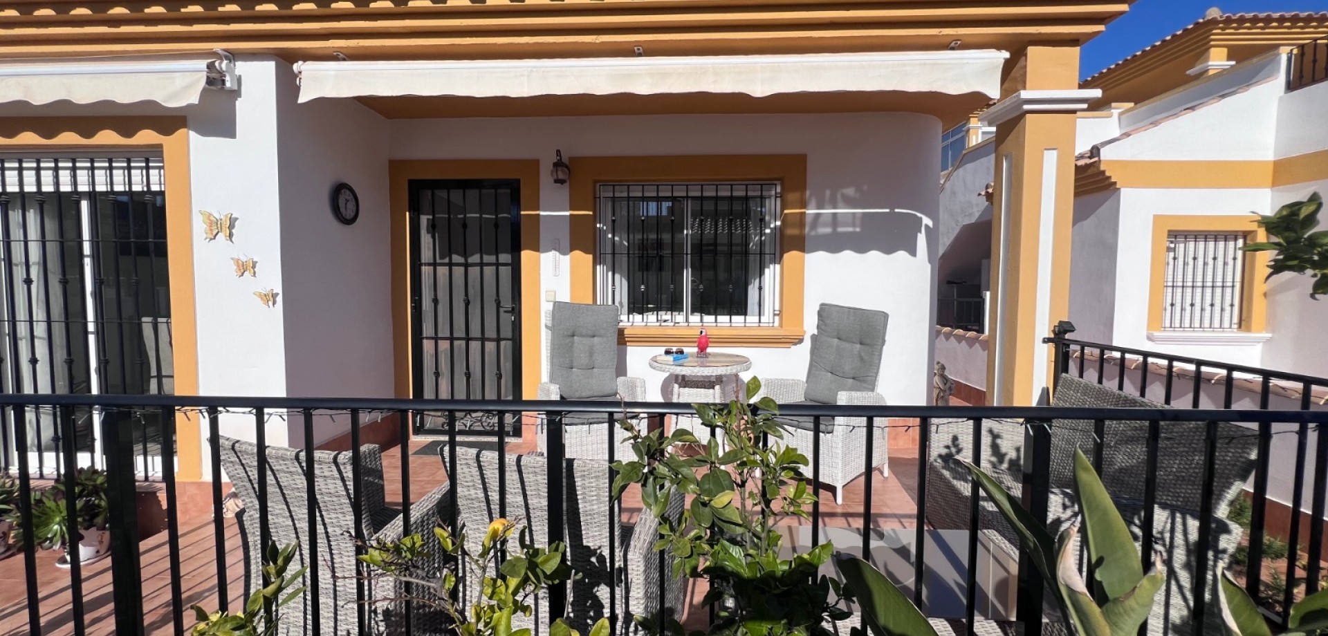 House in Jacarilla - view 1