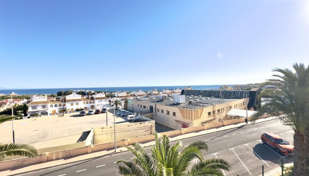 Resale - Apartment - Torrevieja - Nueva Torrevieja - Aguas Nuevas