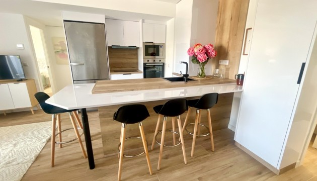 Resale - Apartment - Torrevieja - Punta Prima