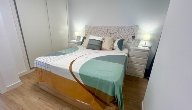 Resale - Apartment - Torrevieja - Punta Prima
