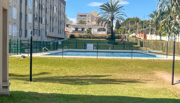 Resale - Apartment - Torrevieja - Punta Prima