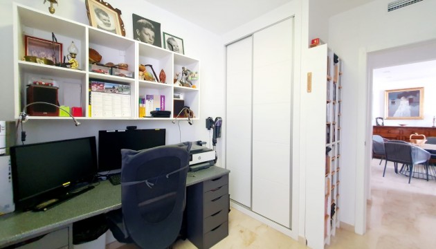 Resale - Apartment - Orihuela Costa - Villamartín