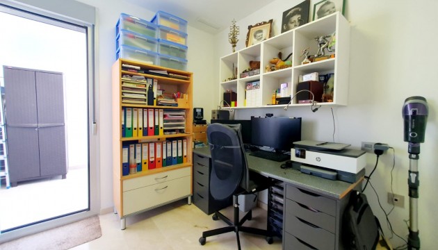 Resale - Apartment - Orihuela Costa - Villamartín