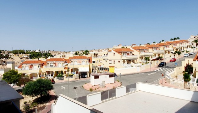 Resale - Apartment - Orihuela Costa - Villamartín