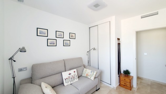 Resale - Apartment - Orihuela Costa - Villamartín