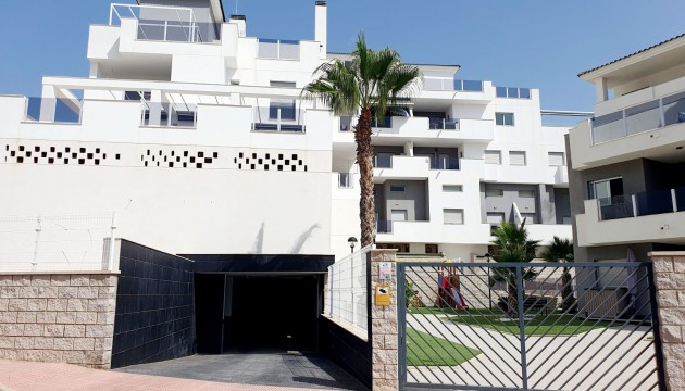 Resale - Apartment - Orihuela Costa - Villamartín