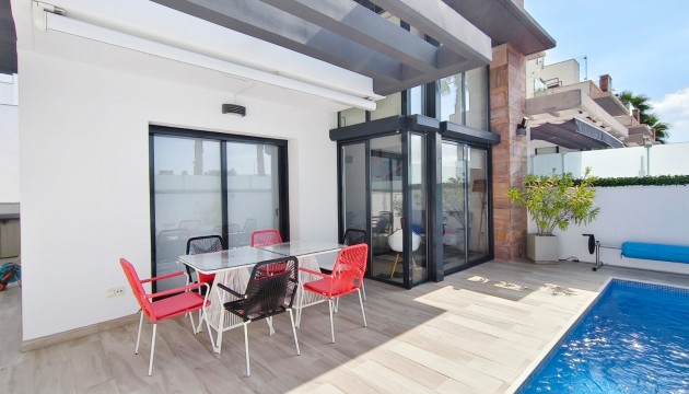 Resale - Detached Villa - Orihuela Costa - Lomas de Cabo Roig