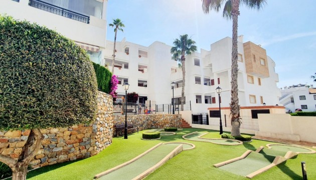 Resale - Apartment - Orihuela Costa - Villamartín