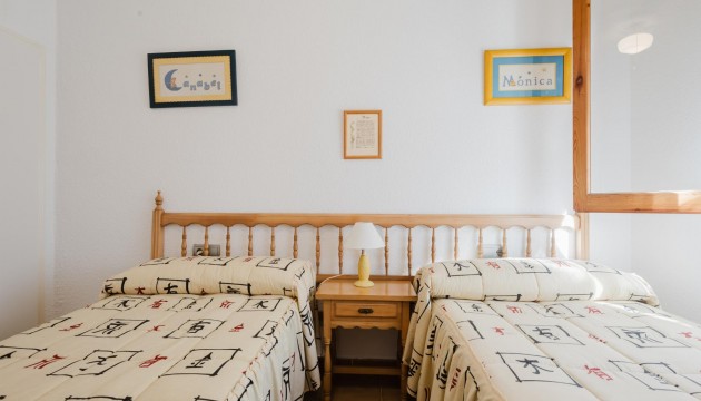 Resale - Bungalow - Torrevieja - El Acequión - Los Náufragos