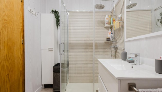 Resale - Bungalow - Torrevieja - El Acequión - Los Náufragos