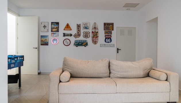 Resale - Detached Villa - Orihuela Costa