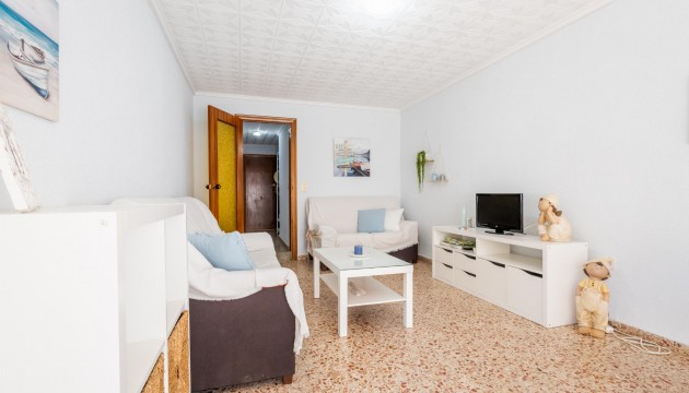Resale - Apartment - Torrevieja - El Acequión - Los Náufragos