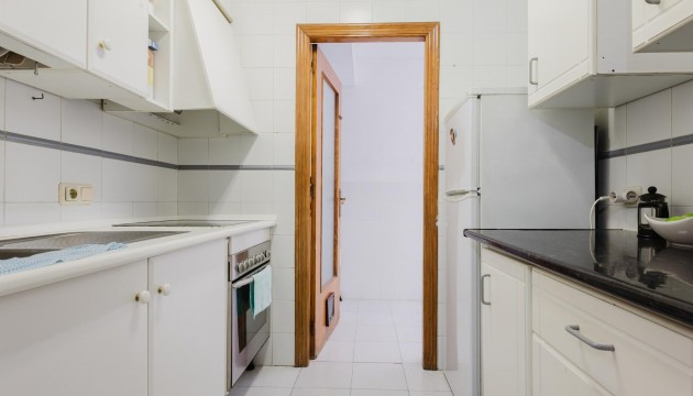 Resale - Apartment - Torrevieja - El Acequión - Los Náufragos