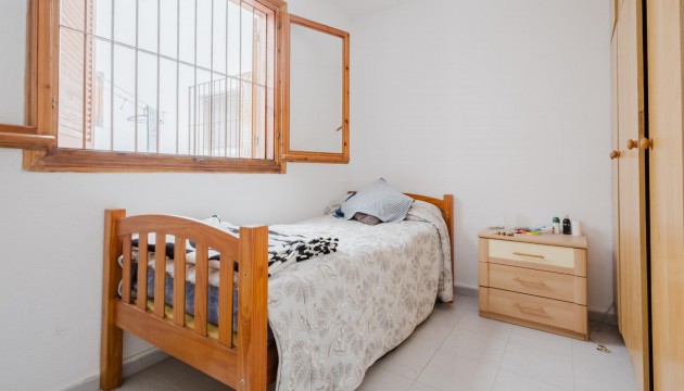 Resale - Apartment - Torrevieja - El Acequión - Los Náufragos