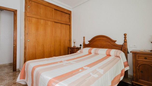 Resale - Apartment - Torrevieja - El Acequión - Los Náufragos