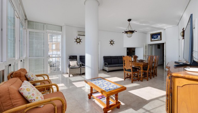 Resale - Apartment - Torrevieja - El Acequión - Los Náufragos