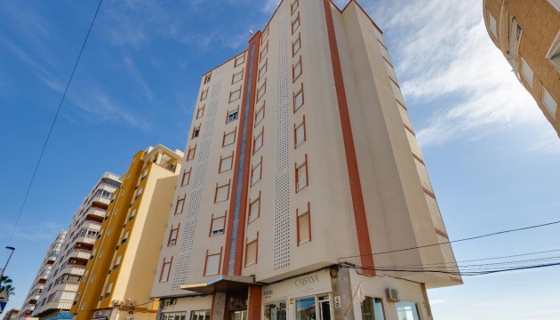 Resale - Apartment - Torrevieja - El Acequión - Los Náufragos