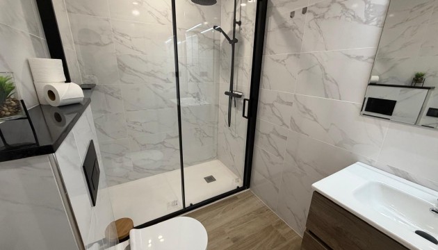 Resale - Apartment - Torrevieja - El Acequión - Los Náufragos