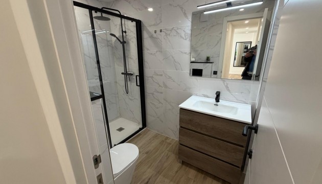 Resale - Apartment - Torrevieja - El Acequión - Los Náufragos