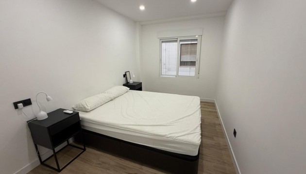 Resale - Apartment - Torrevieja - El Acequión - Los Náufragos