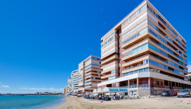 Resale - Apartment - Torrevieja - El Acequión - Los Náufragos