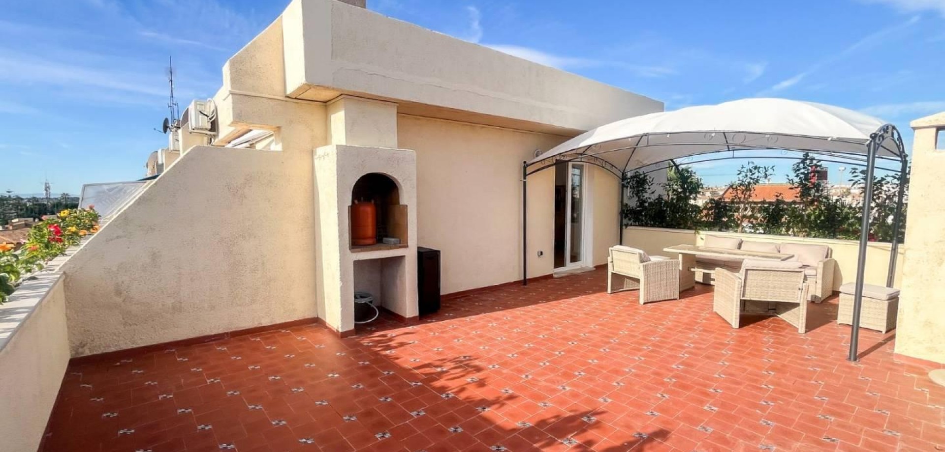 Apartment in Punta Prima - view 1