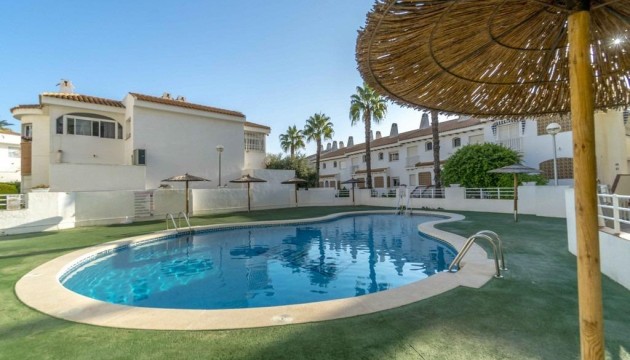 Resale - Apartment - Orihuela Costa - Cabo Roig