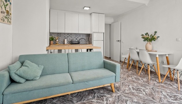 Resale - Apartment - Torrevieja - Playa del Cura