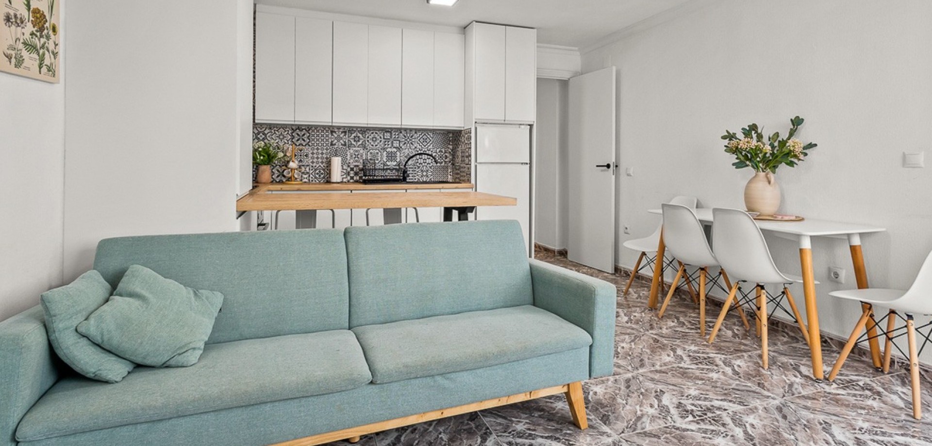 Apartment in Torrevieja - Image 4