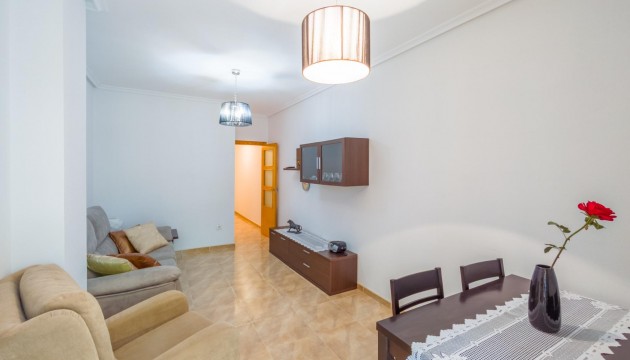 Resale - Apartment - Torrevieja - El Acequión - Los Náufragos