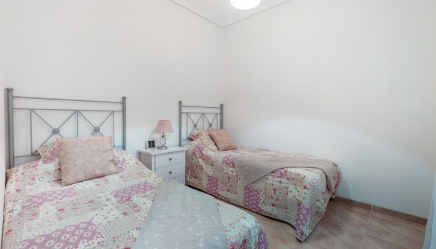 Resale - Apartment - Torrevieja - El Acequión - Los Náufragos