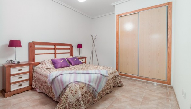 Resale - Apartment - Torrevieja - El Acequión - Los Náufragos