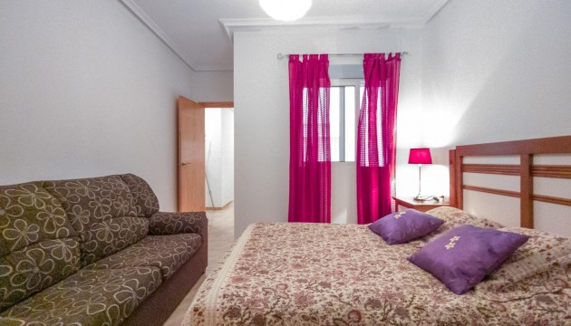Resale - Apartment - Torrevieja - El Acequión - Los Náufragos