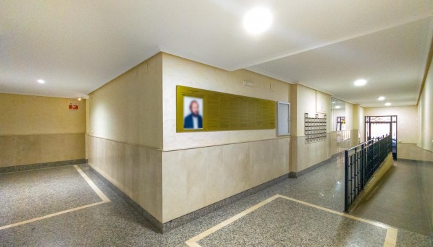 Resale - Apartment - Torrevieja - El Acequión - Los Náufragos