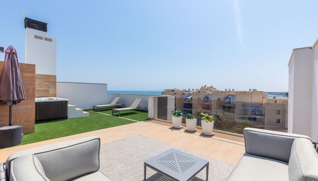 Resale - Apartment - Orihuela Costa - Cabo Roig