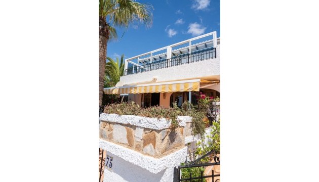 Resale - Apartment - Orihuela Costa - Cabo Roig