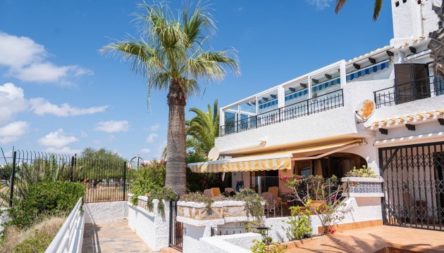 Resale - Apartment - Orihuela Costa - Cabo Roig