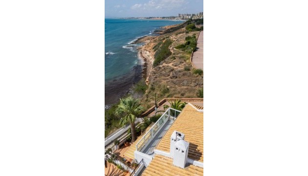 Resale - Apartment - Orihuela Costa - Cabo Roig