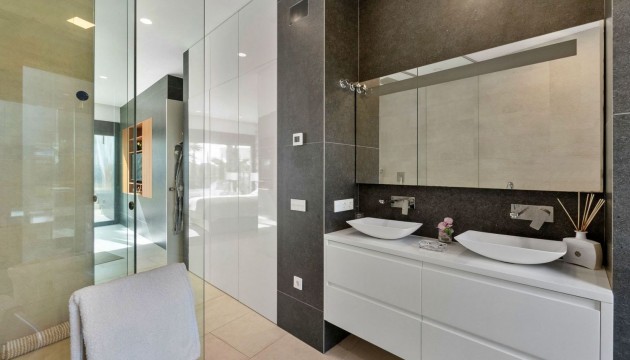 Herverkoop - Detached Villa - Orihuela - Las Colinas Golf