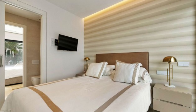 Herverkoop - Detached Villa - Orihuela - Las Colinas Golf