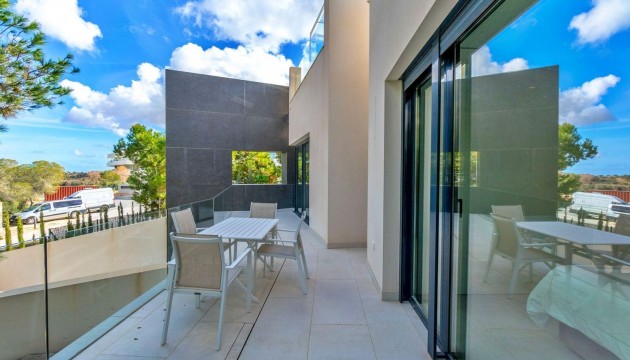 Herverkoop - Detached Villa - Orihuela - Las Colinas Golf