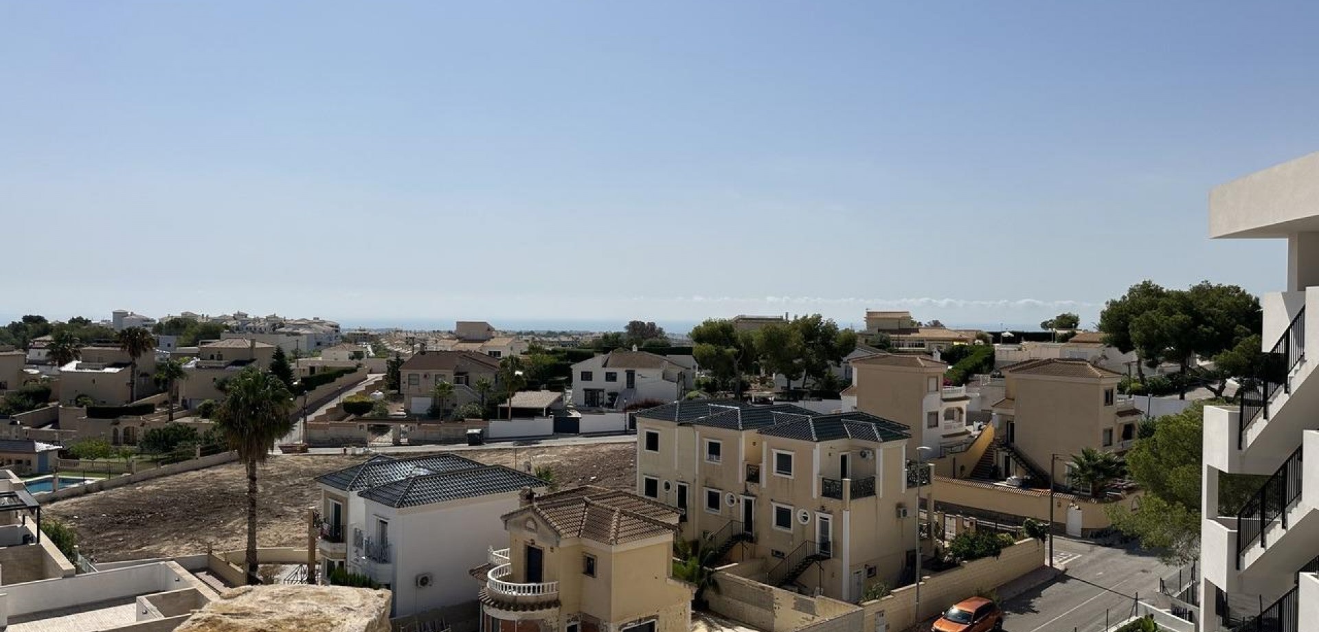 Apartment in Villamartin - Image 3