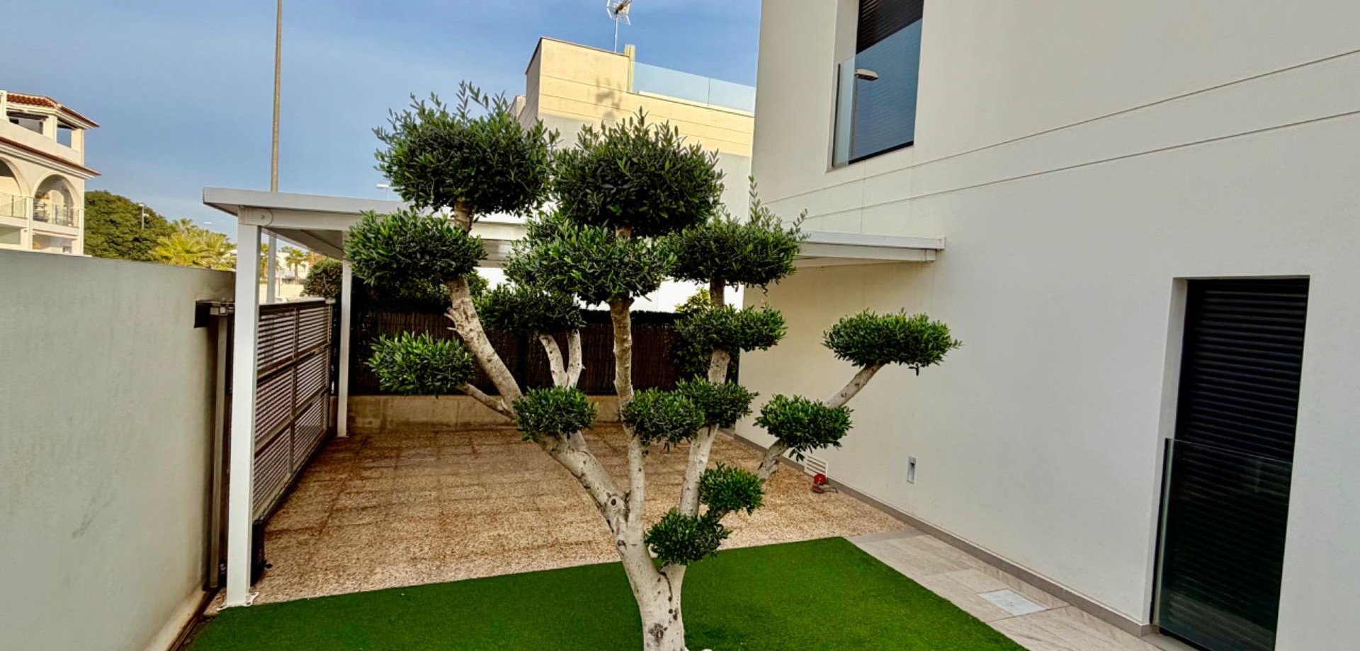 House in Ciudad Quesada - Image 3