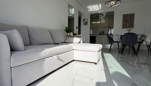 Resale - Apartment - Orihuela Costa - Playa Flamenca