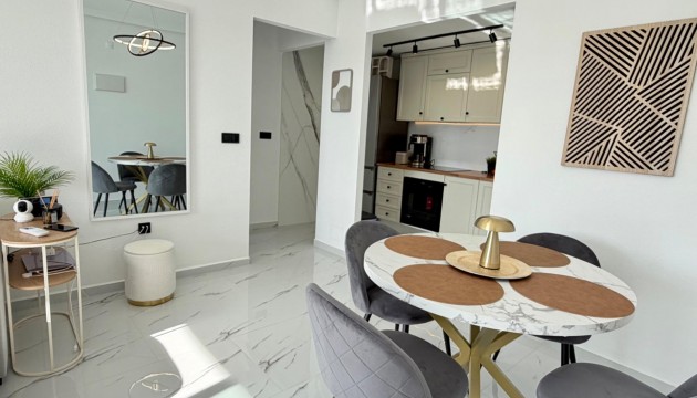 Resale - Apartment - Orihuela Costa - Playa Flamenca