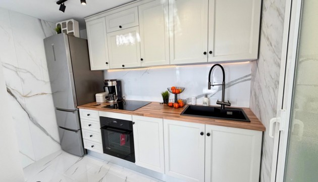 Resale - Apartment - Orihuela Costa - Playa Flamenca